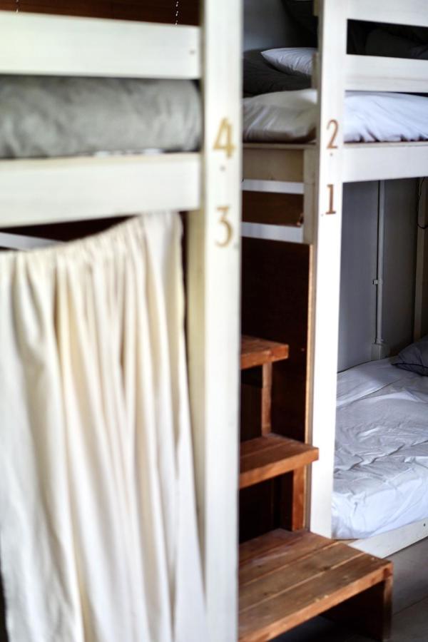 Hostel Ini Kobe & Brun Donut Cafe Екстер'єр фото